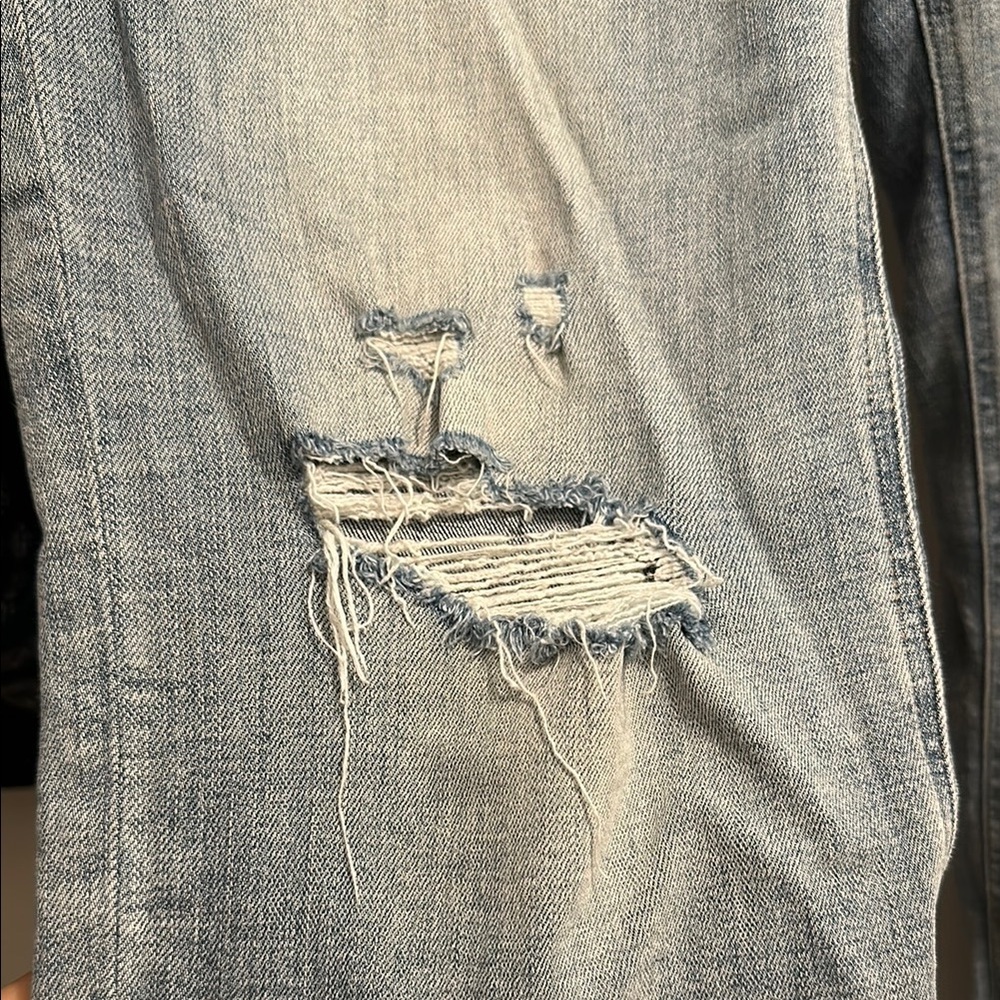 Studio Blue Straight Jeans with Distressed Details - Picture 4 of 8